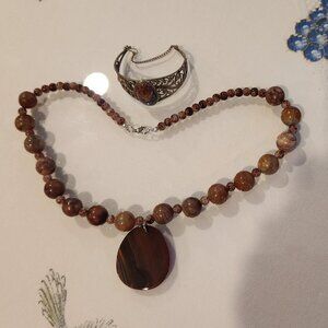 AGATE NEW necklace and vintage bracelet